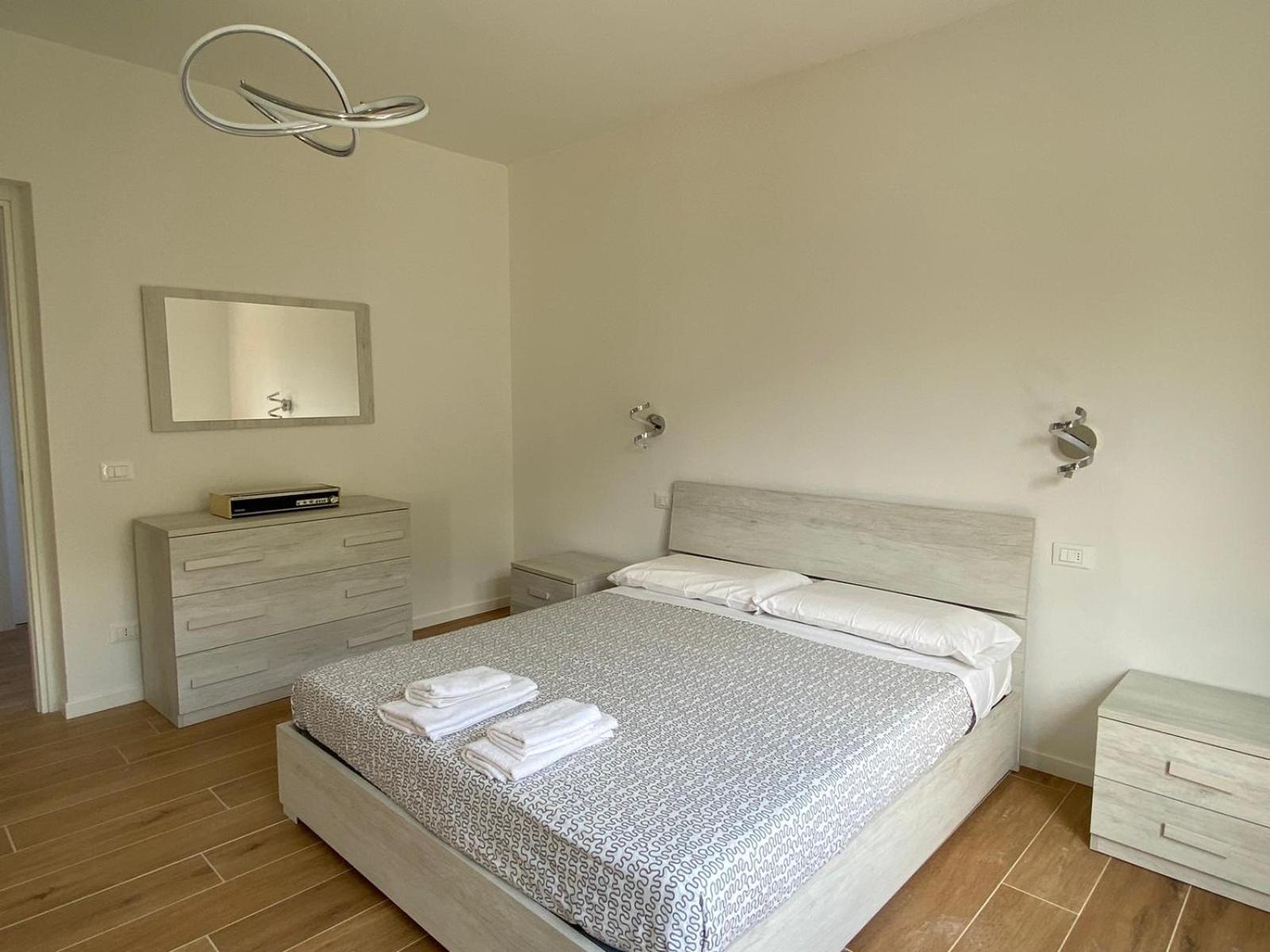 Villa The Swan - Composed By 2 Apartments Mandello del Lario Exterior photo