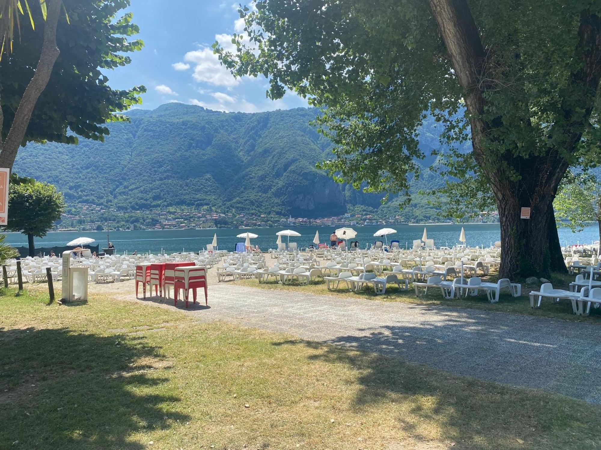 Villa The Swan - Composed By 2 Apartments Mandello del Lario Exterior photo